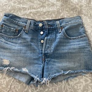 Levi’s jean shorts